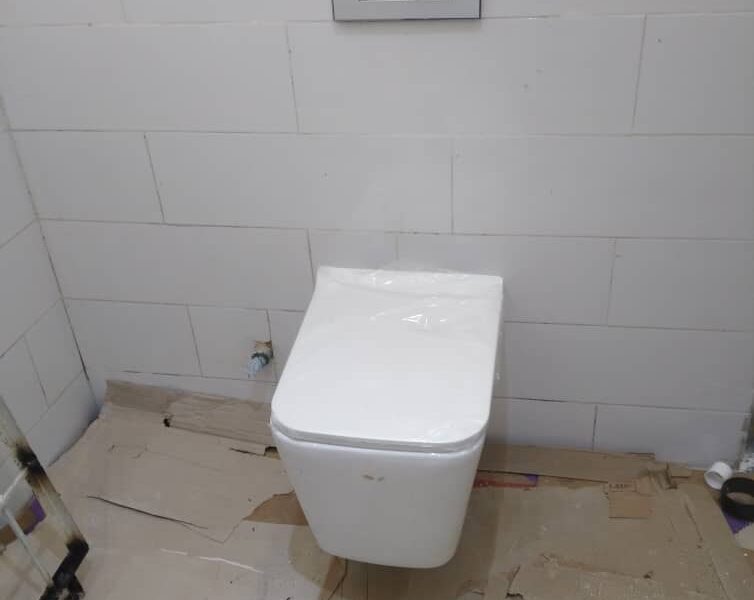 (Plumber) Plumbing Services